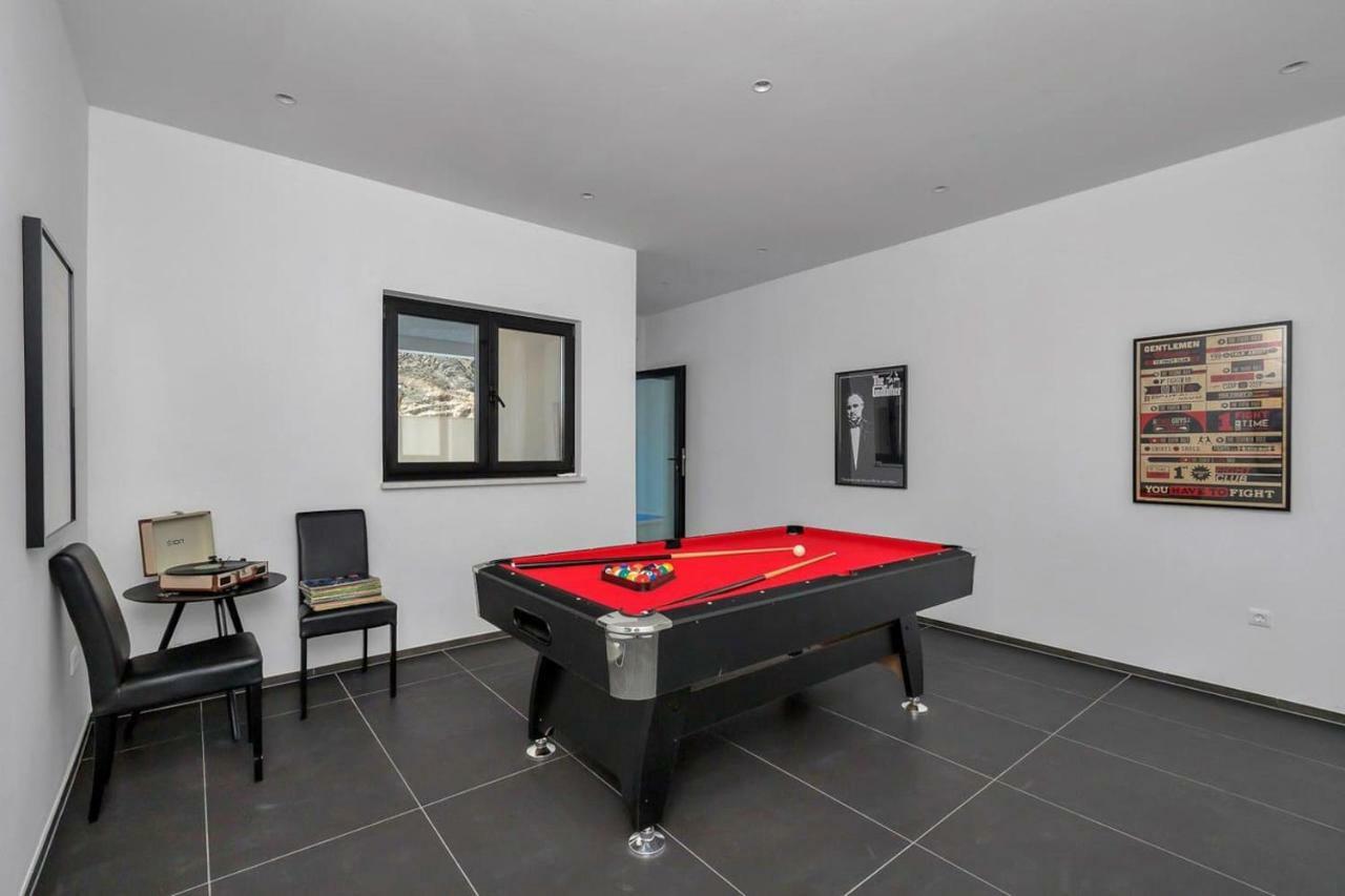 Holiday Home E Bast Luaran gambar