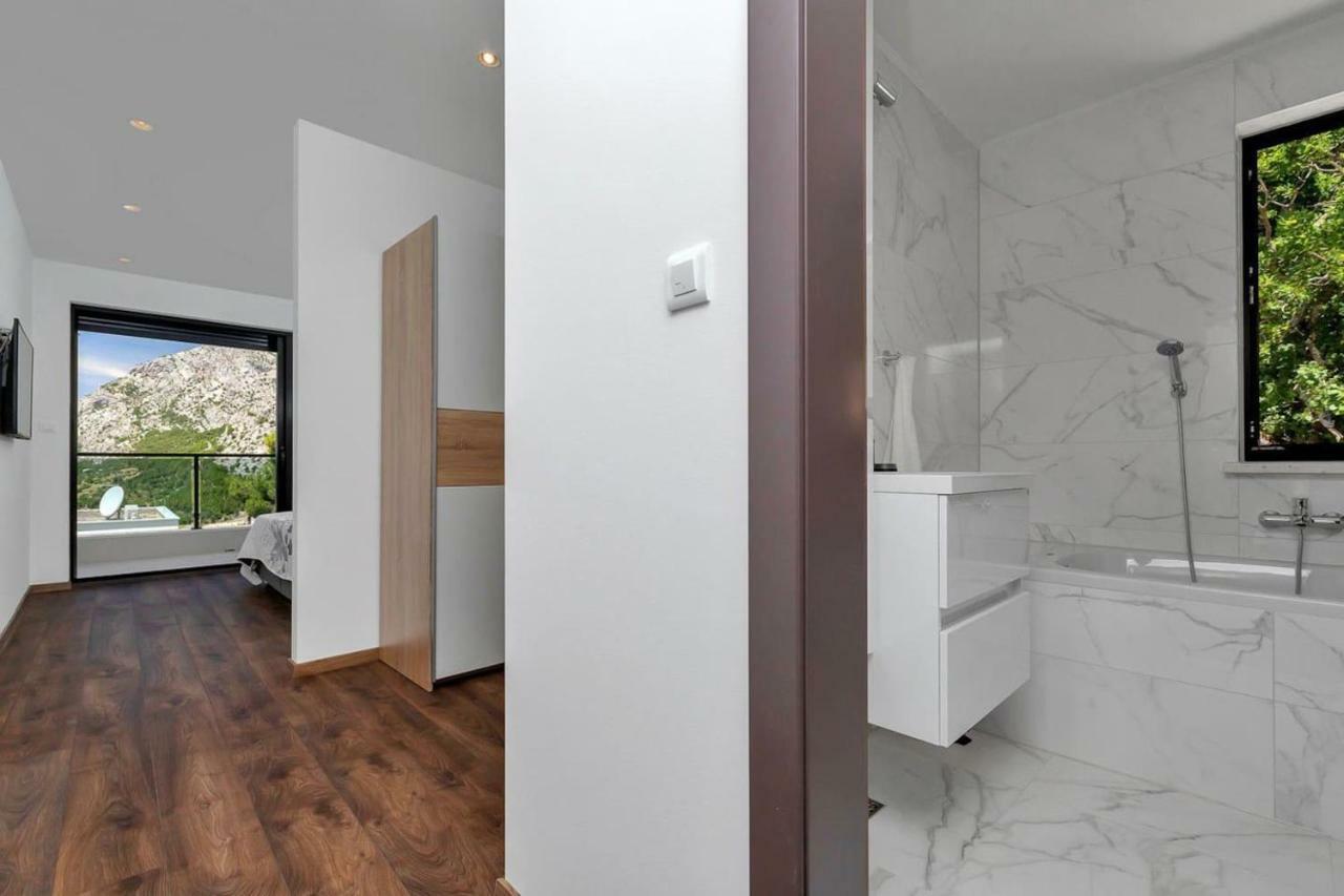 Holiday Home E Bast Luaran gambar