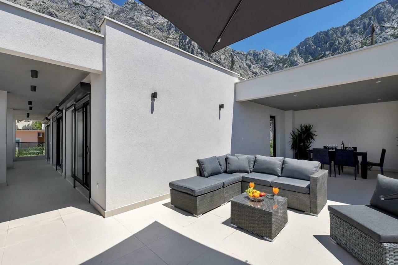 Holiday Home E Bast Luaran gambar