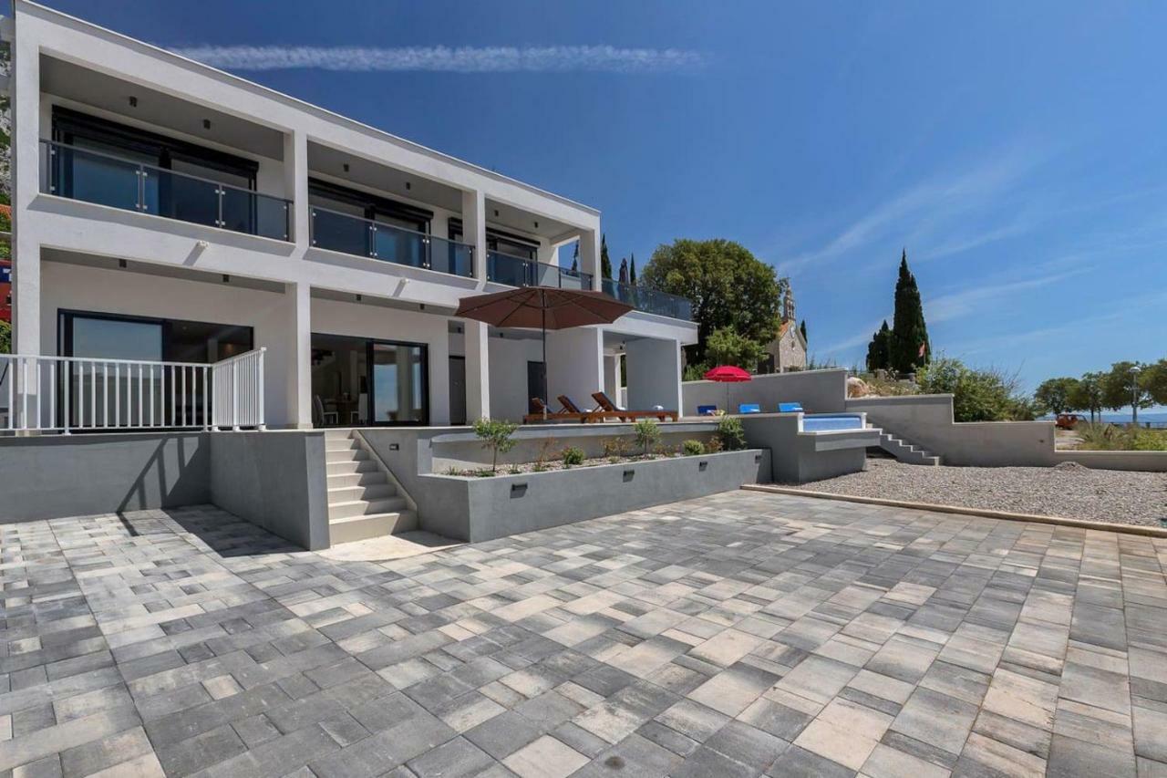 Holiday Home E Bast Luaran gambar