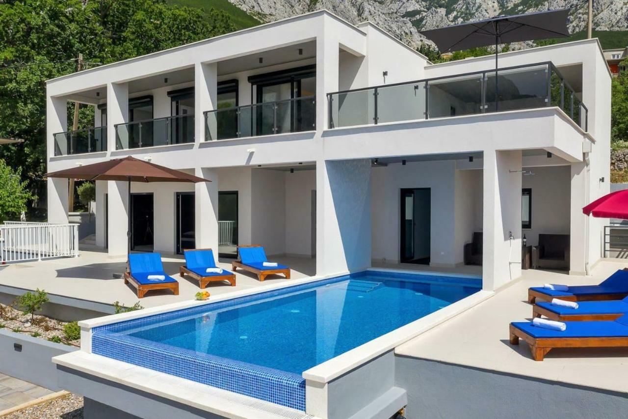 Holiday Home E Bast Luaran gambar